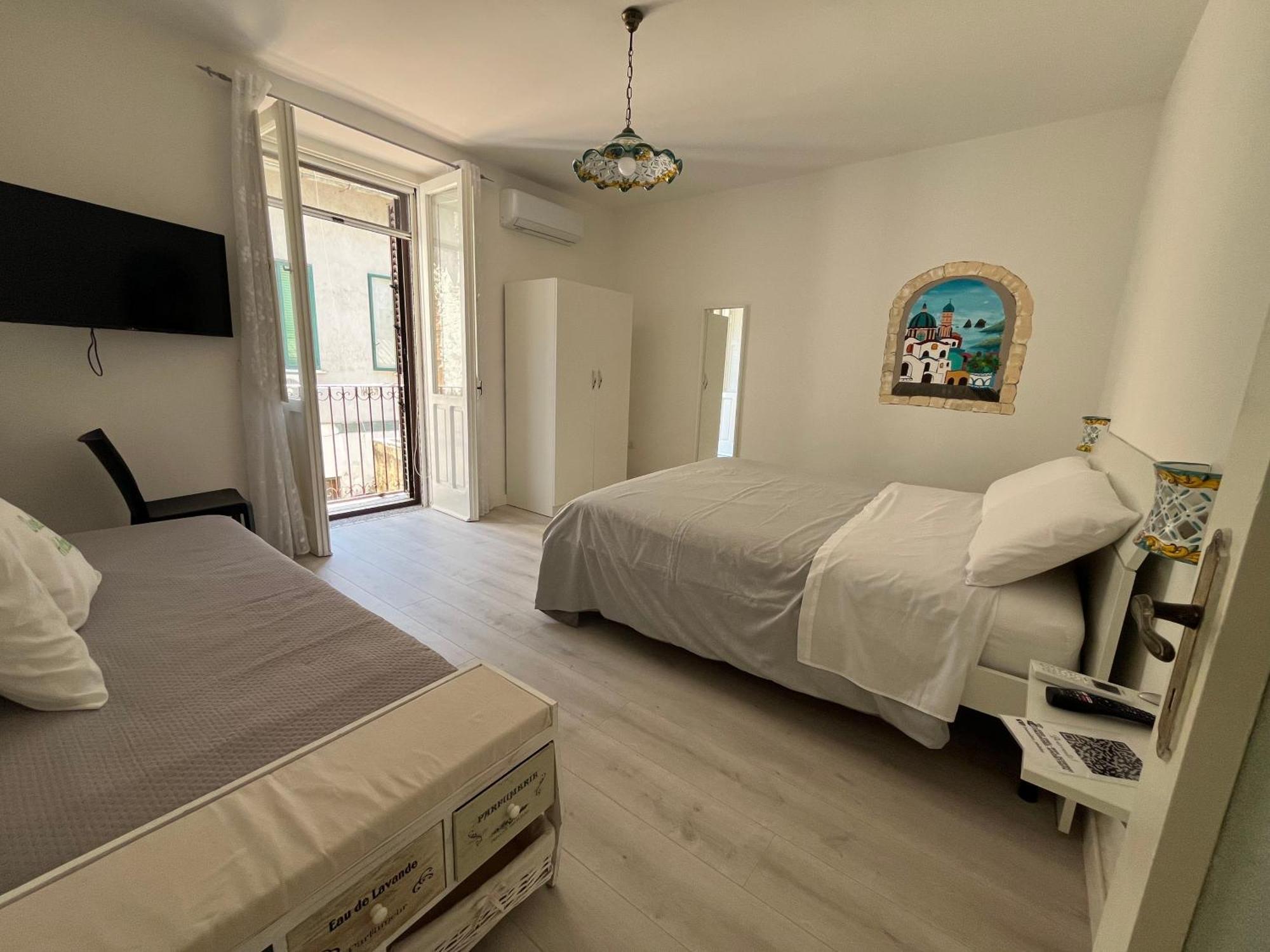 B&B Due Su Due Holiday Vietri Extérieur photo